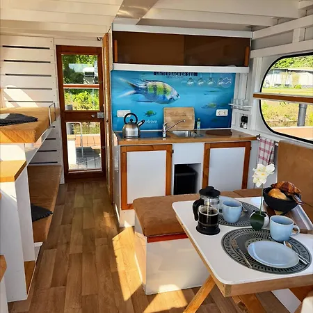 Hausboot Auf Dem Unterbacher *